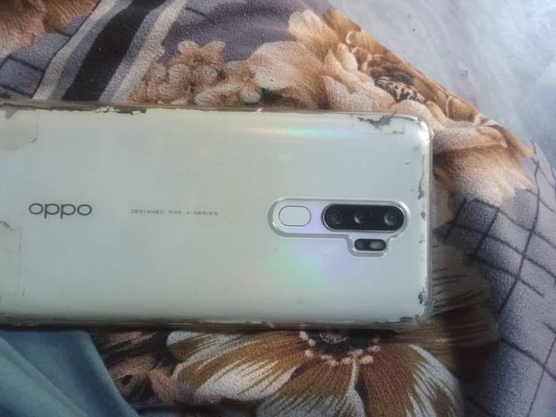 OPPO A5 1