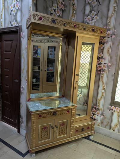 Bed . . . depressing. . . . . . . Saif almari. . . . . . show case