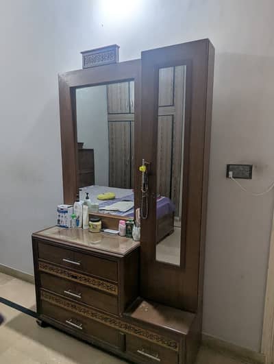 Dressing Table with Double Mirrors & Drawers