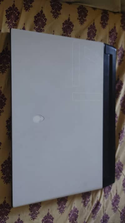 Dell Alienware M17 R3 Gaming Laptop RTX 2070 i7 10750H 16/512/4K 60Hz