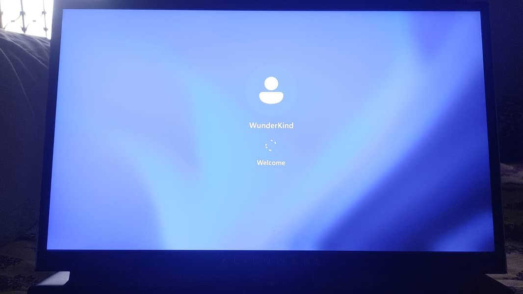Dell Alienware M17 R3 Gaming Laptop RTX 2070 i7 10750H 16/512/4K 60Hz ...