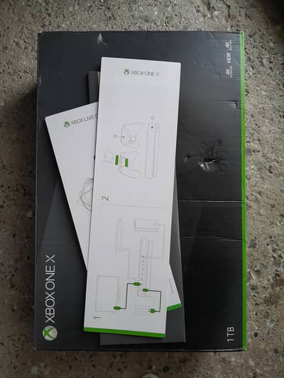 xbox one x  condition 10/10 new jesa hai
