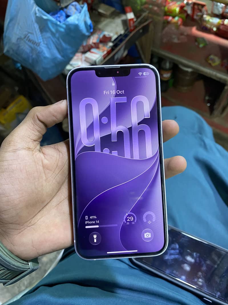 Apple iPhone 14 5