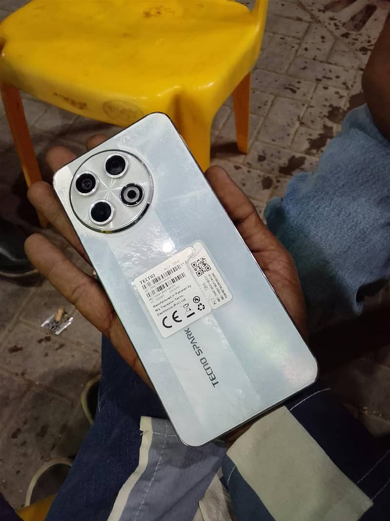 Tecno SPARK 30 Pro 0
