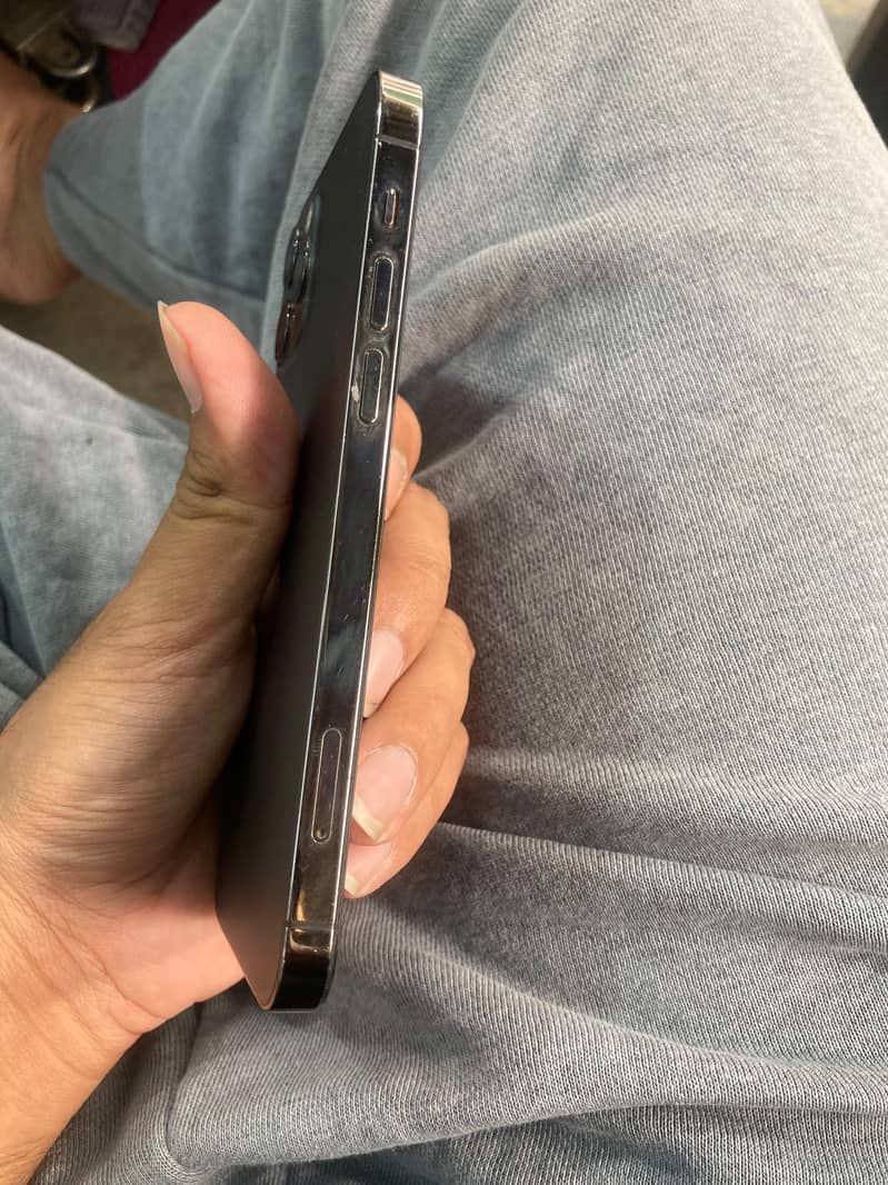 Apple iPhone 12 Pro 5
