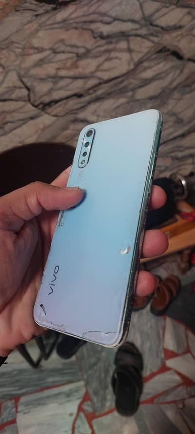Vivo S1 urgent sale fingers off