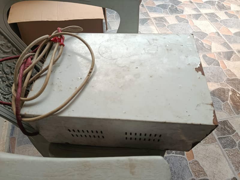 UPS Used 5
