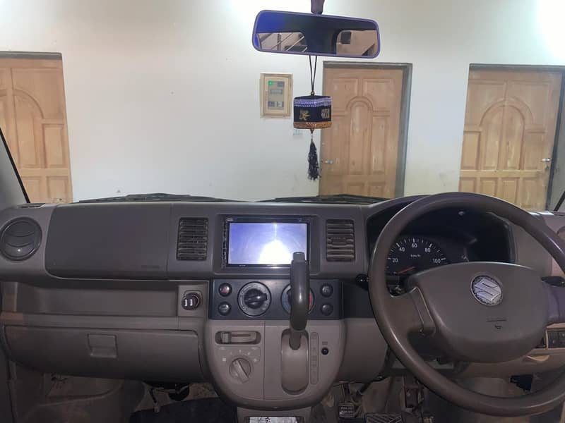 Suzuki Every 2012 5