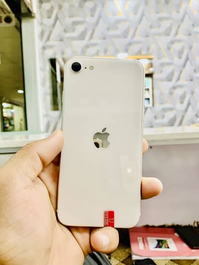 Apple iPhone SE 2020