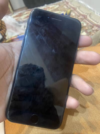 Apple iPhone SE