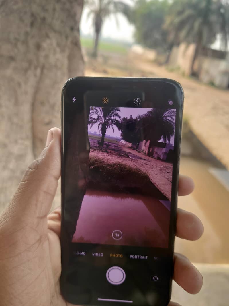 Apple iPhone X 0