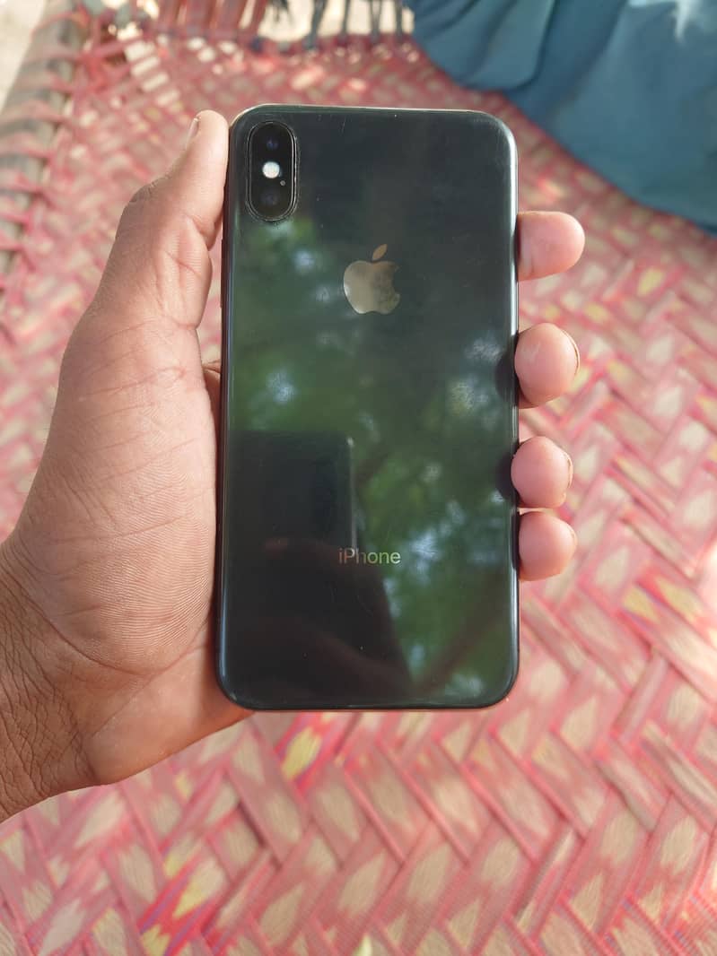 Apple iPhone X 4