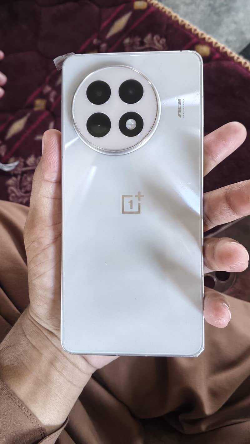 One Plus 13R 6