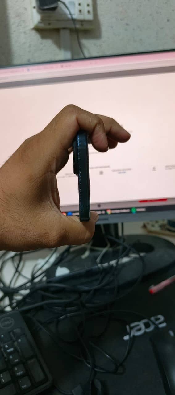 Apple iPhone 15 8