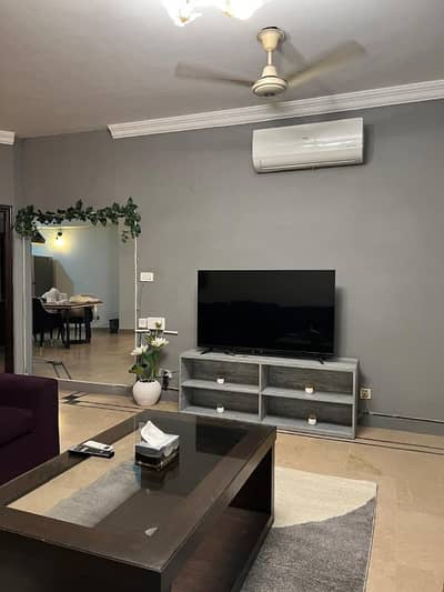 Per day one bed room apartment available for daily basis luxury Furnished apartment e11