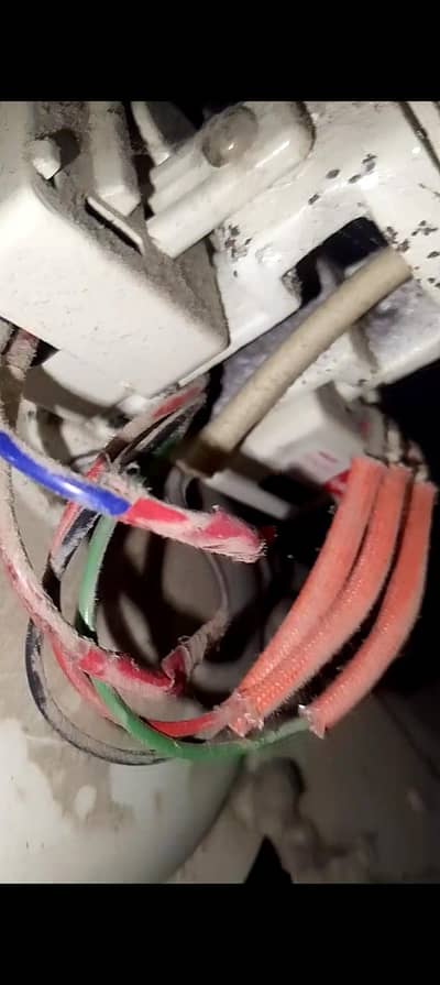 indus invertor 30 watt fan only ac not ac dc