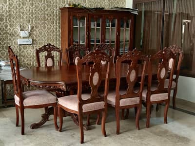 8 seater Dining table