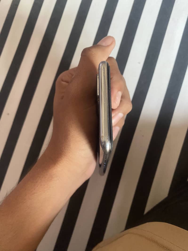 OPPO F19 3