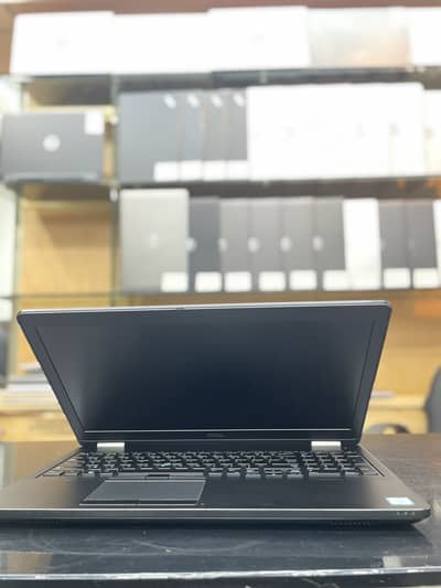 Dell latitude 5570