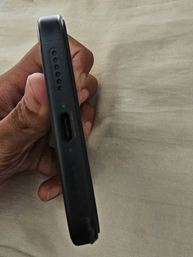Apple iPhone 17 Pro Max 2