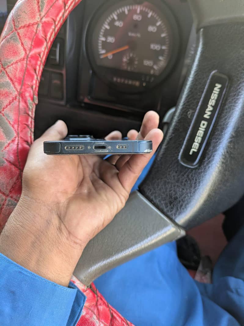 Apple iPhone 14 8