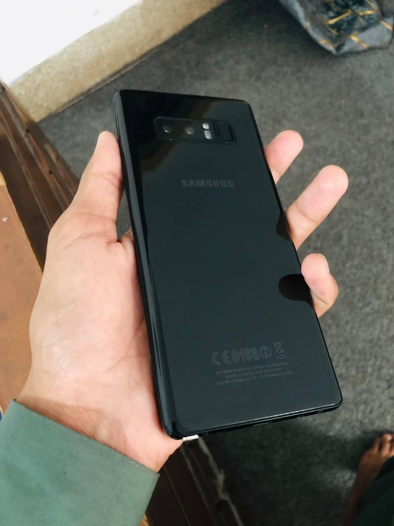 Samsung Mobile Note 8 1