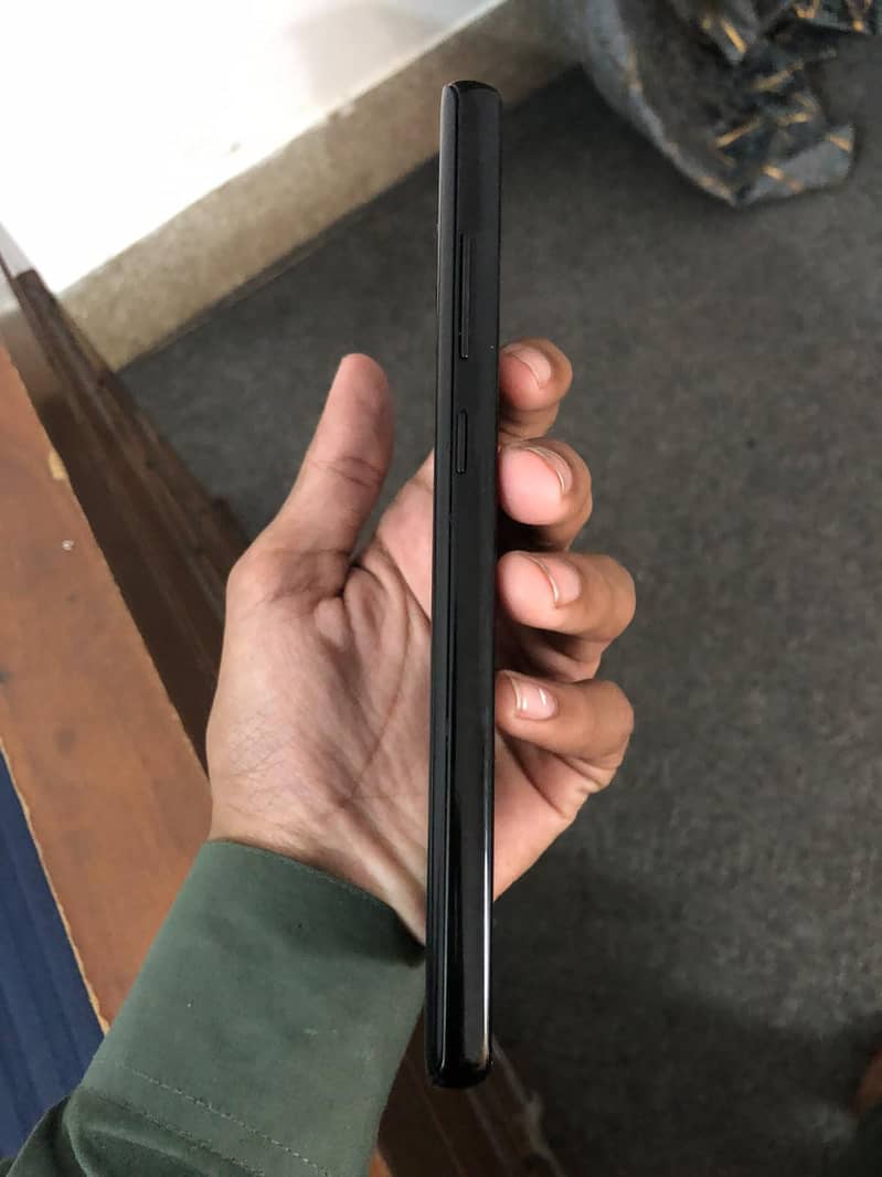 Samsung Mobile Note 8 4
