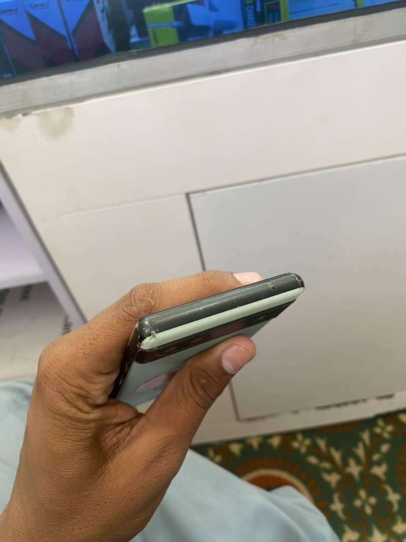 Google Pixel 6a 1