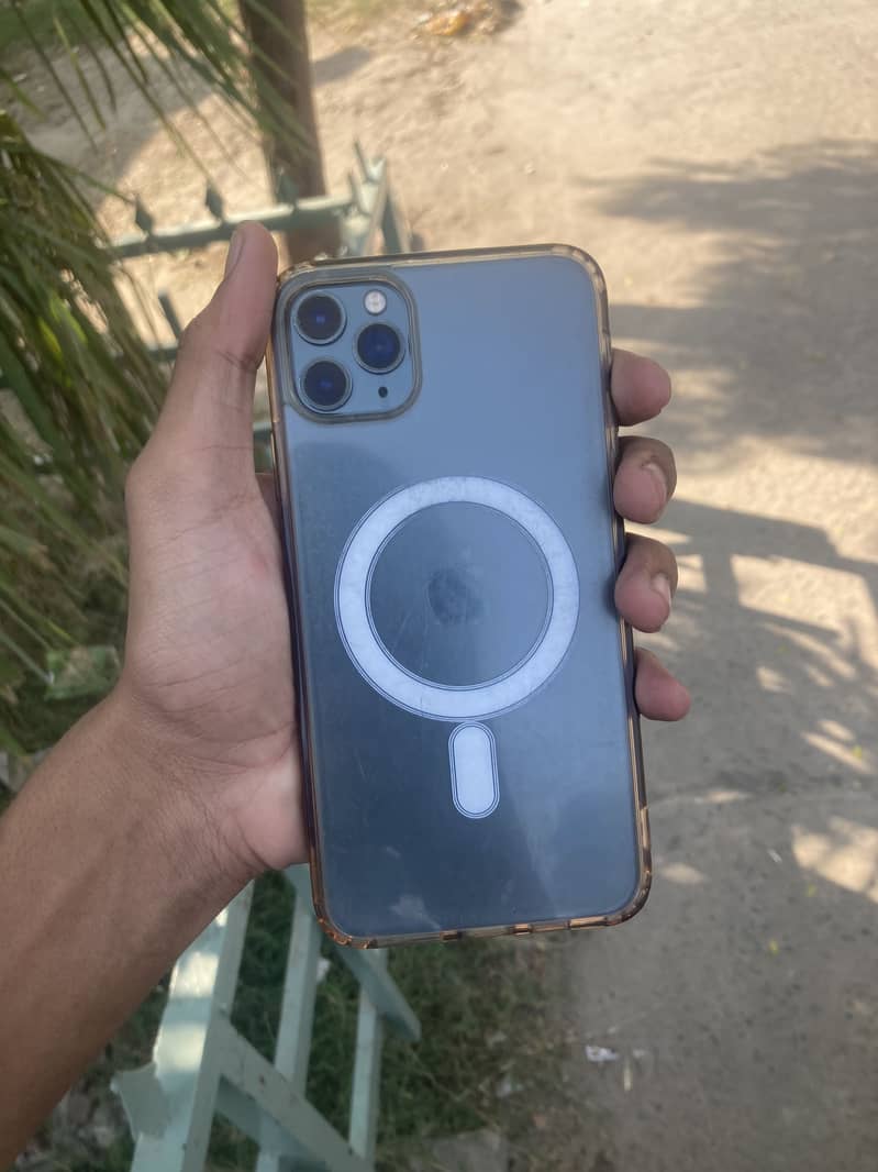 Apple iPhone 11 Pro Max 5