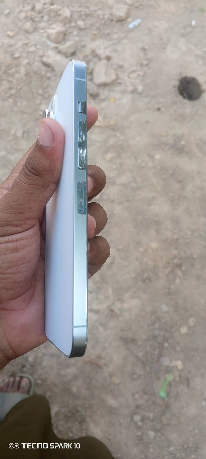 Apple iPhone 13 Pro Max 2