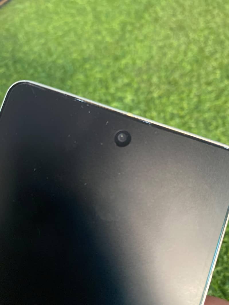 Google Pixel 7 3
