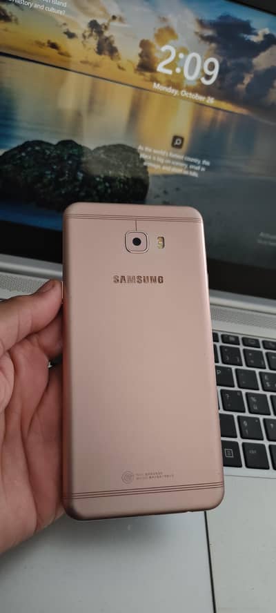 Samsung Mobile C7 Pro