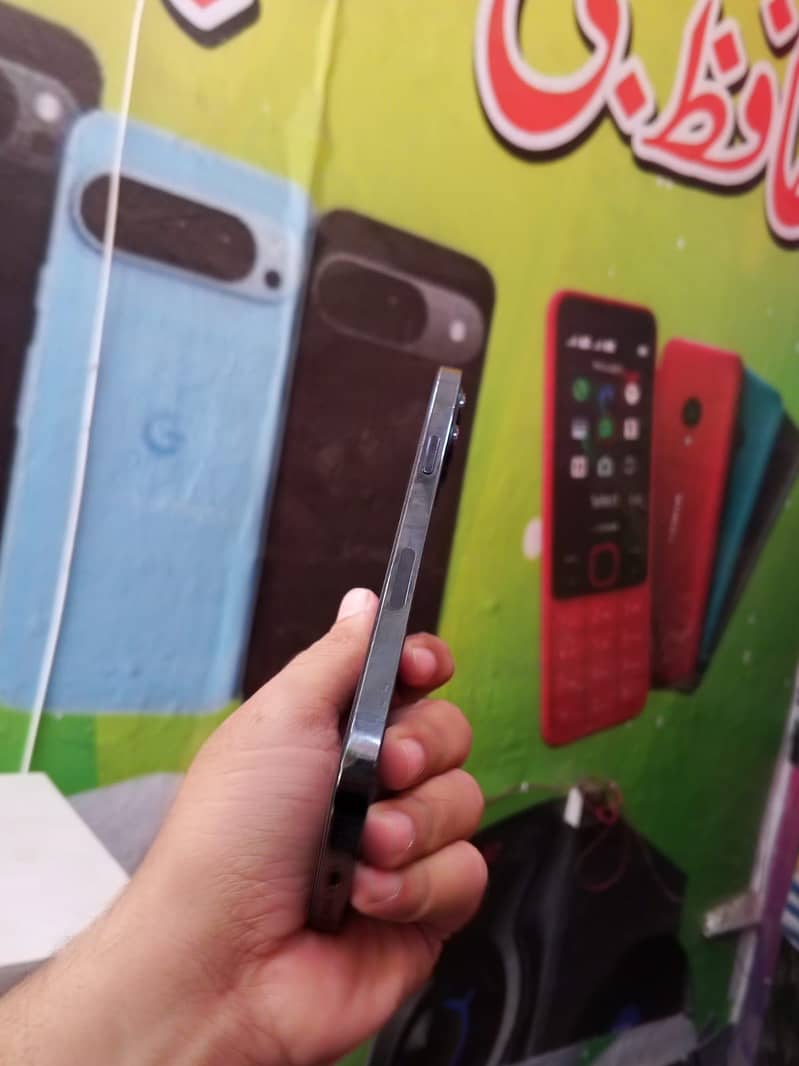 Apple iPhone 12 Pro Max 1