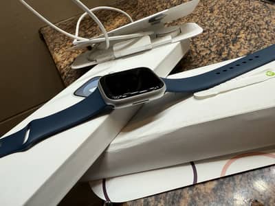 Apple Watch Series 11 46MM -100% BATTERY HEALTH JUST LIKE BRAND NEW