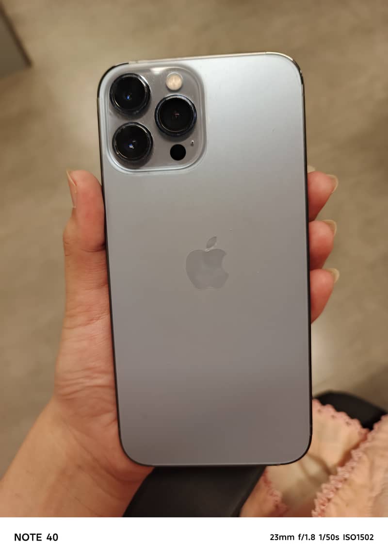 Apple iPhone 13 Pro Max 3
