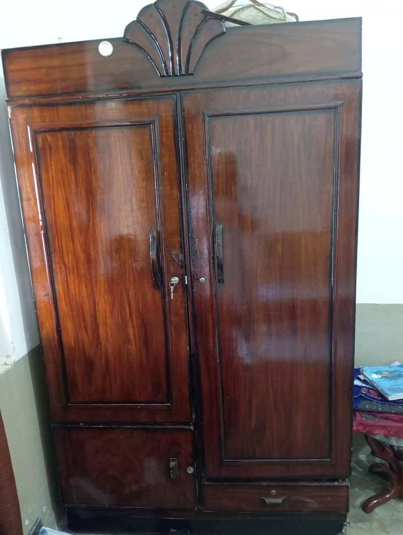 کپڑوں کی الماری 3