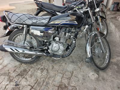 Honda cg 125s