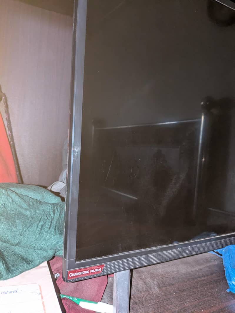 32" led TV 3