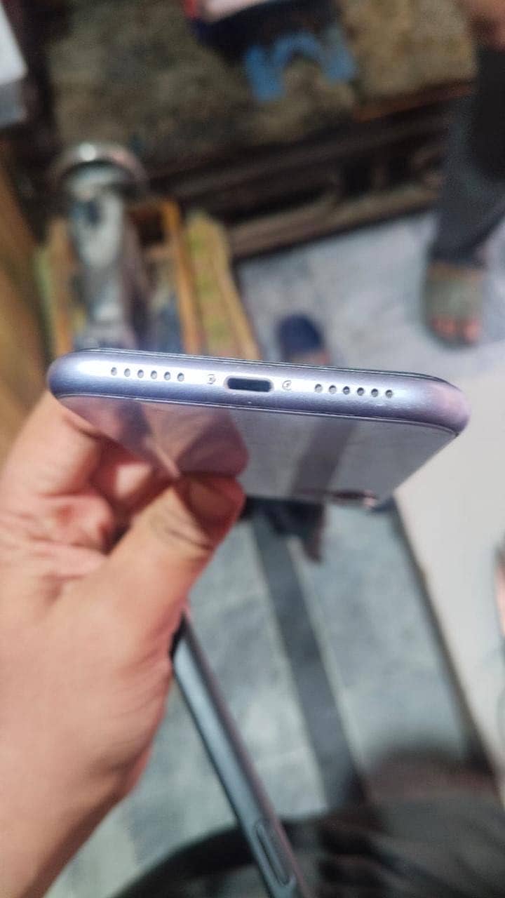 Apple iPhone 11 1