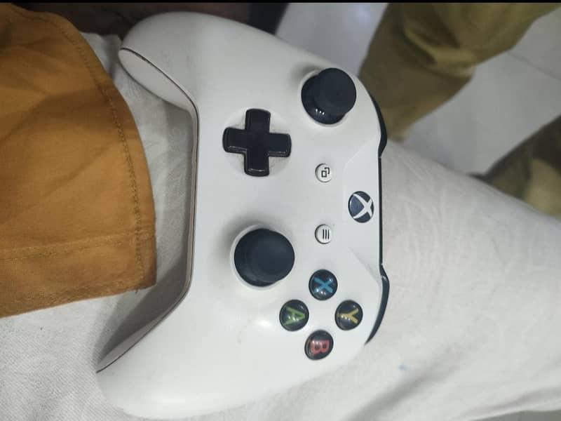 xbox one S 1