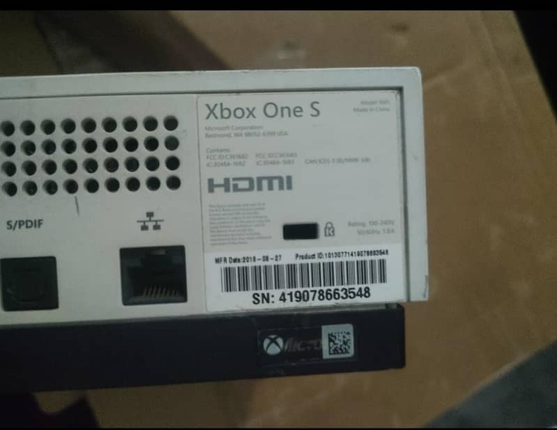 xbox one S 3