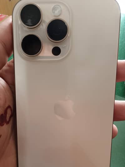 iPhone 16 Pro Max 256GB battery 98% JV