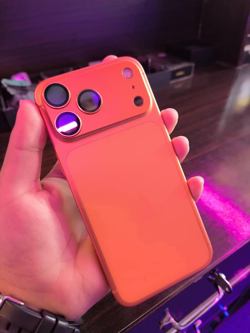 Apple iPhone 17 Pro Max 0