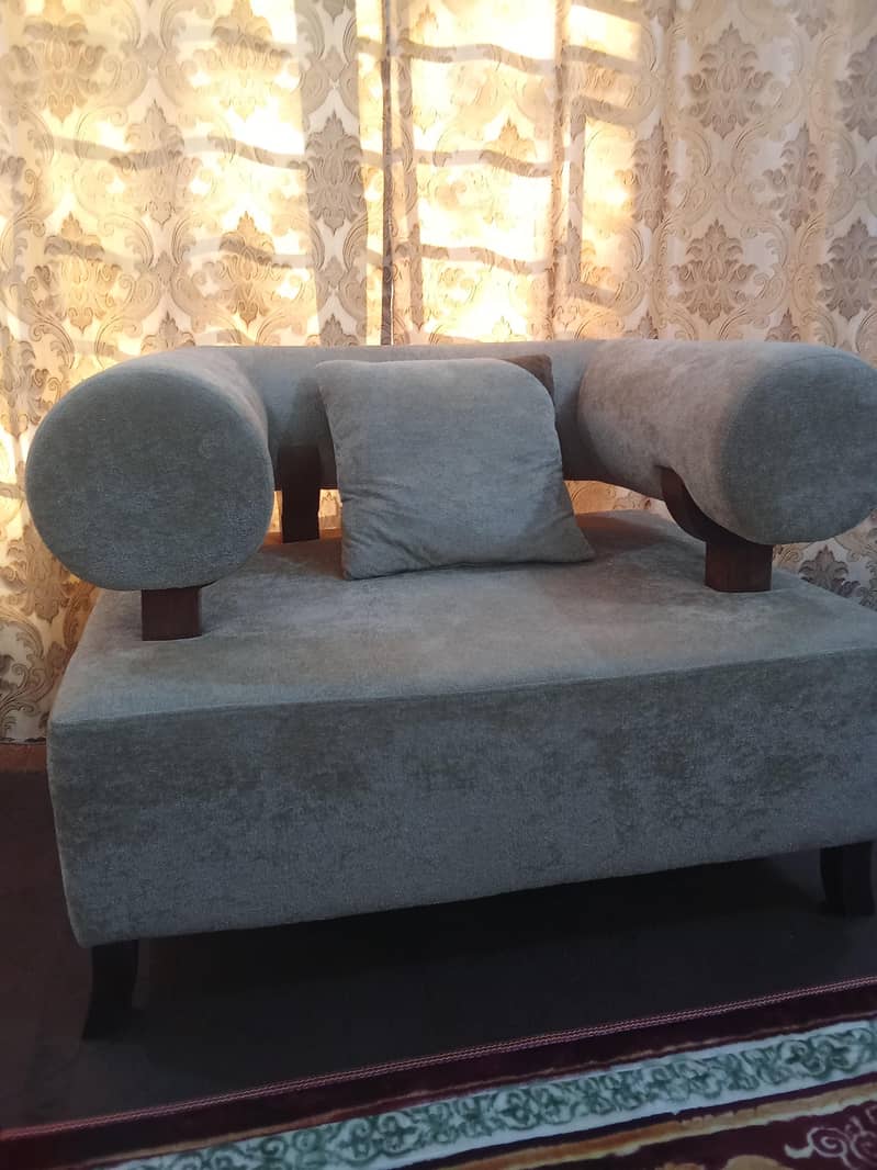7 seater sofa 3
