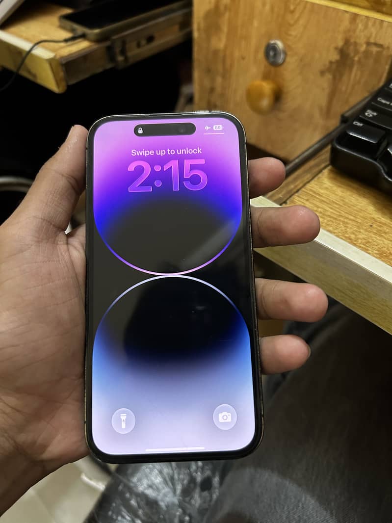 Apple iPhone 14 Pro 1
