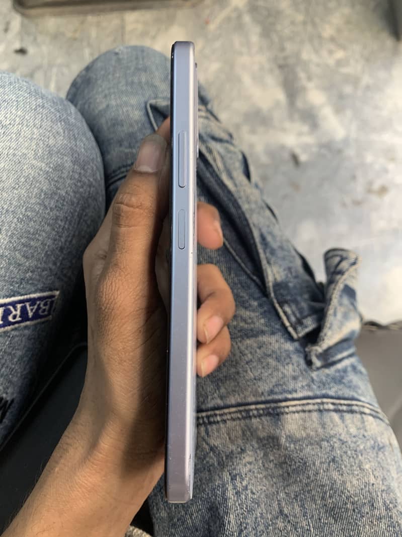 OPPO A6k 1