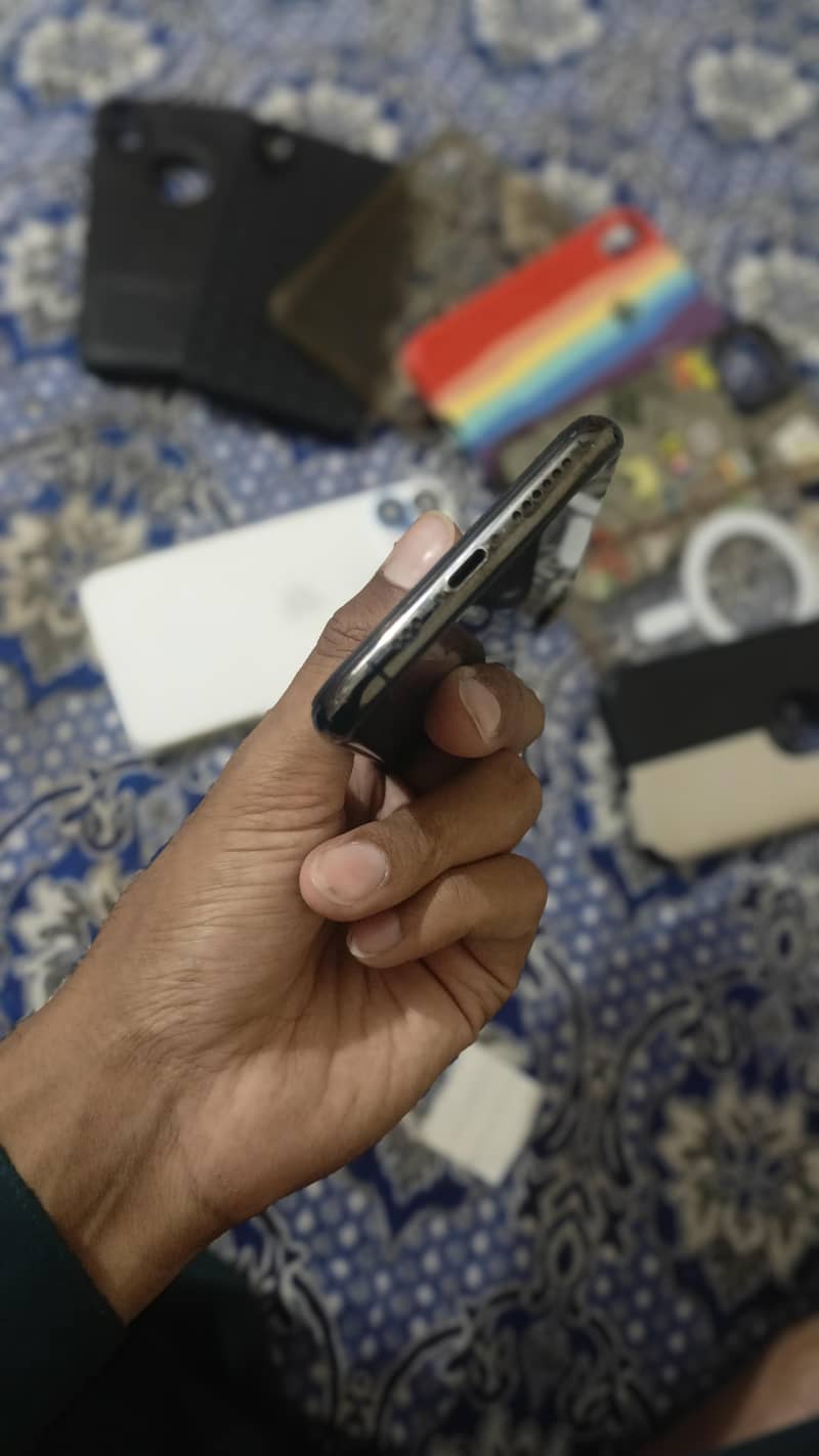 Apple iPhone XS 2