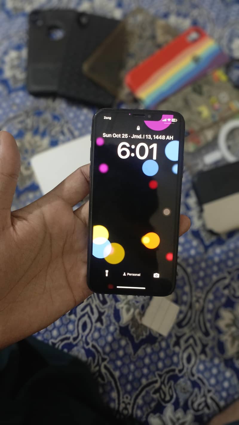 Apple iPhone XS 5