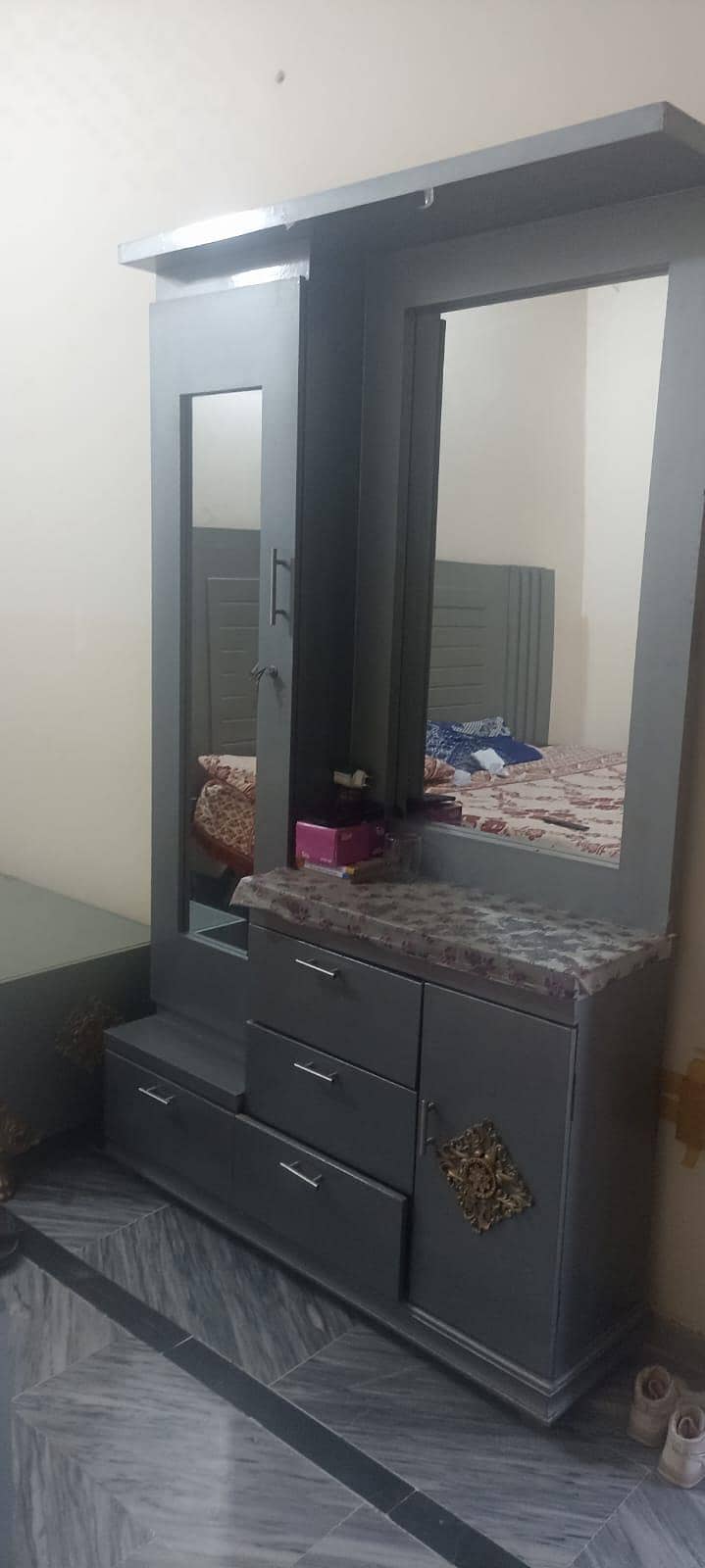 Bed with Side Tables Sofa and dressing 3