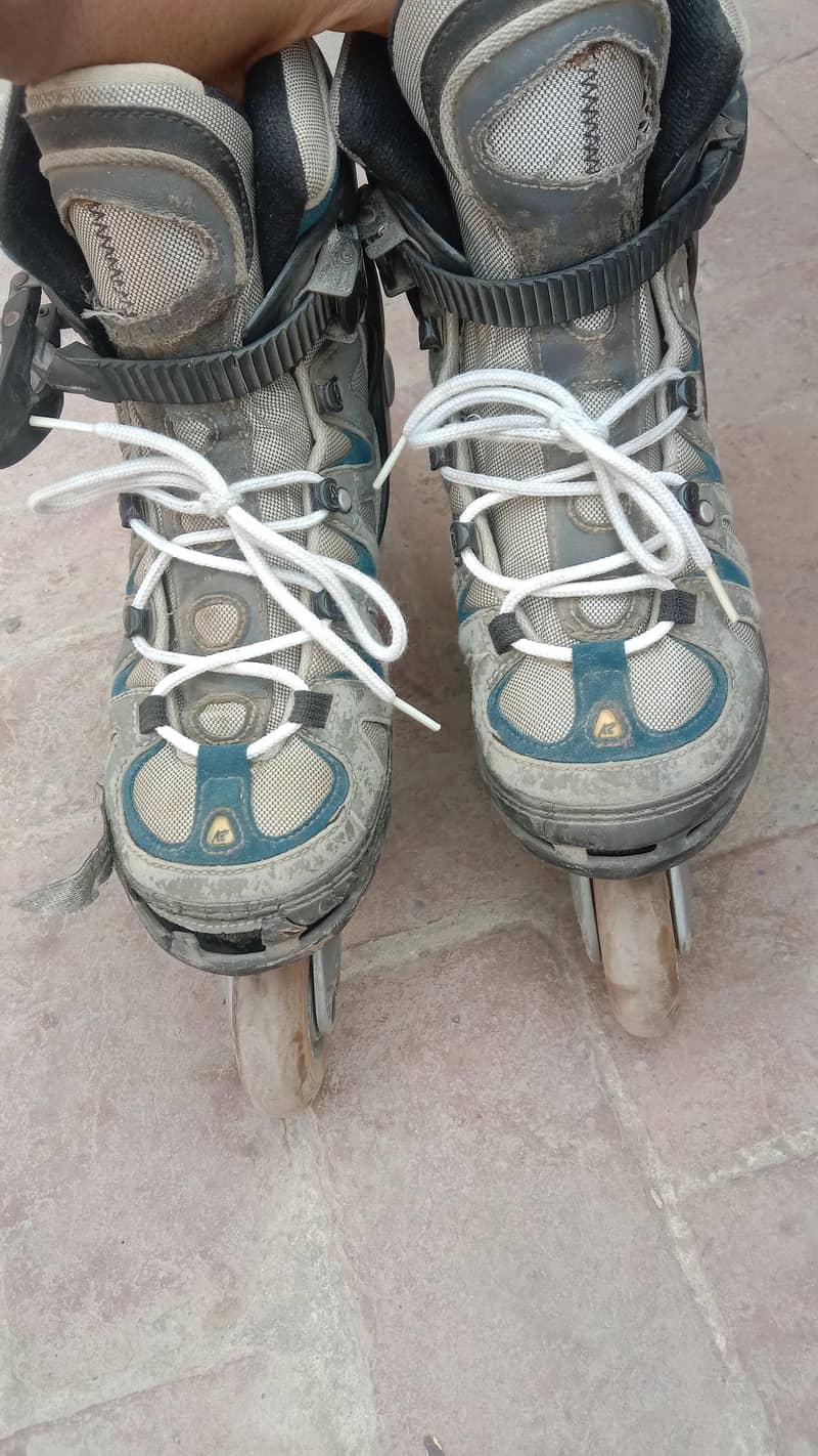 skating shoes condition 9/10 5